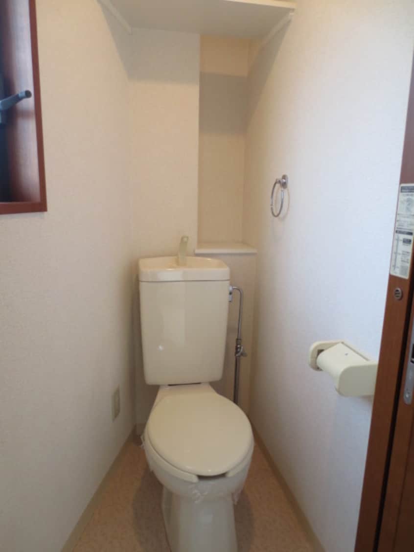 トイレ プラタ１