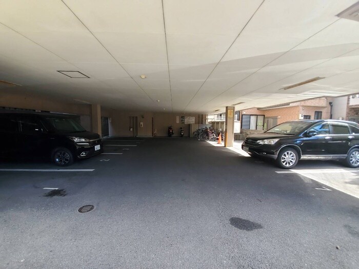 駐車場 カ－スルⅡ