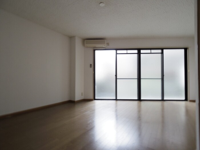 居室 カ－スルⅡ