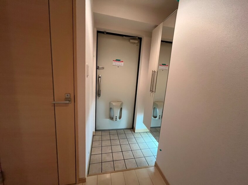 玄関 西舞子壱番館