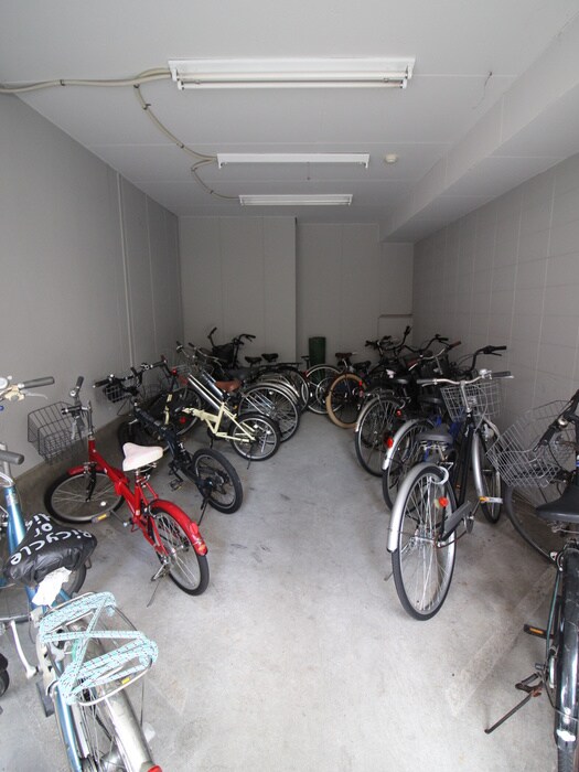 駐輪場 シティーハイツ福島