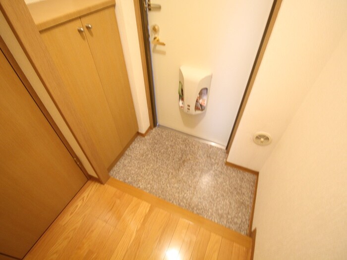 玄関 ヒルポ－ト