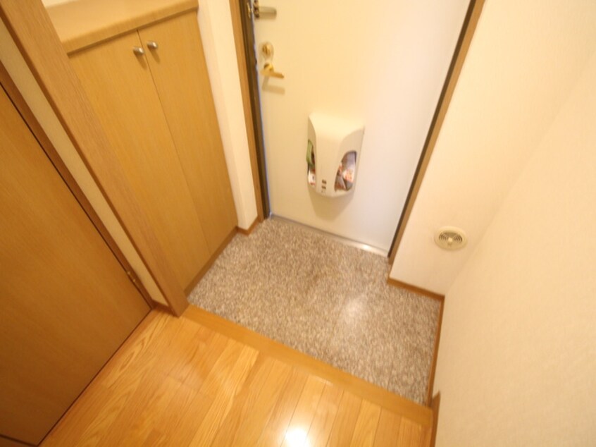 玄関 ヒルポ－ト