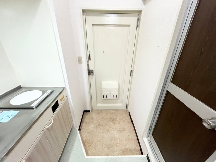 玄関 ビスタ泉町