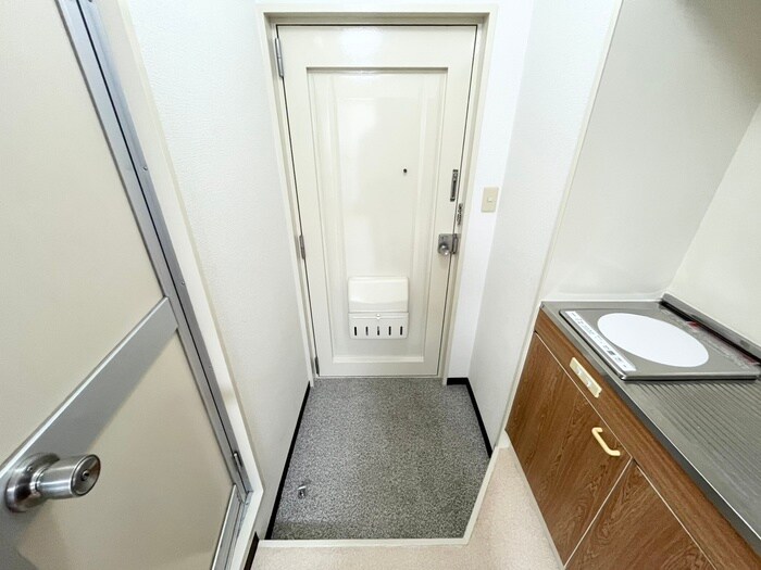 玄関 ビスタ泉町