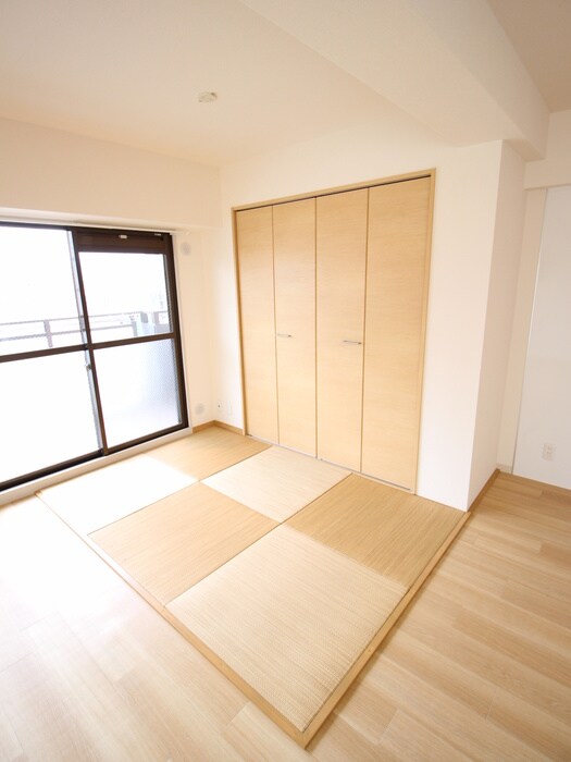 居室 セレニティ南巽