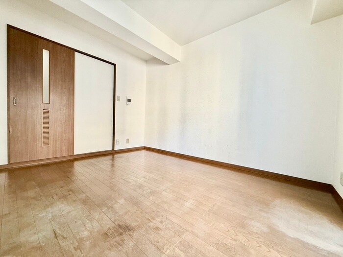 居室 フォ－トイン９９(ﾅｲﾝﾅｲﾝ)