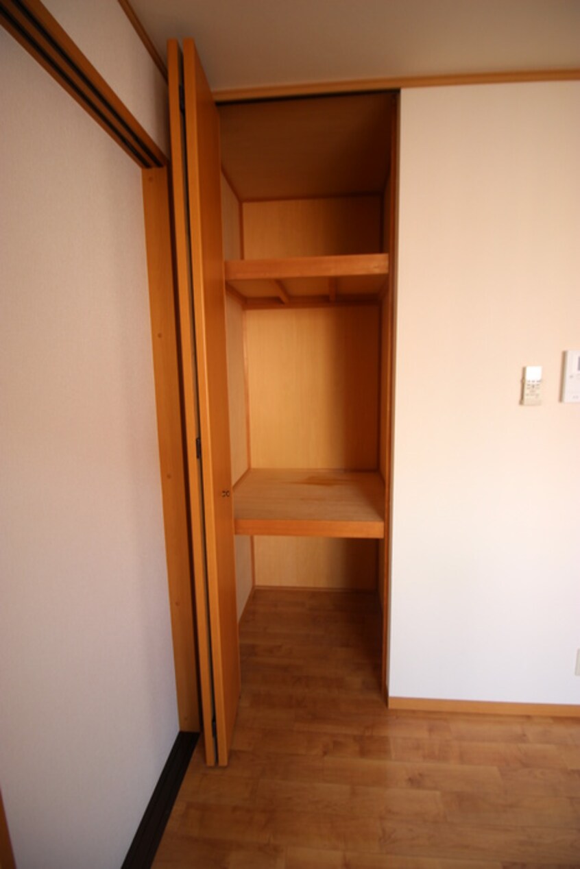 収納 ハ－トフルハイツ