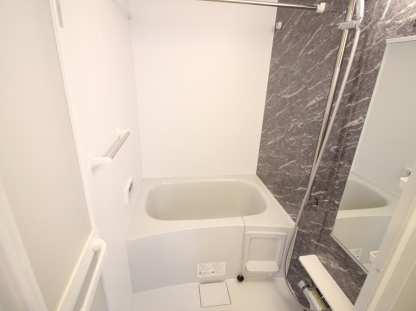 バス／シャワールーム等 メゾン―１８