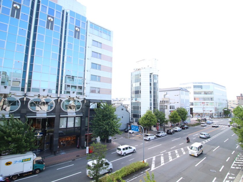 室内からの展望 メゾン西院