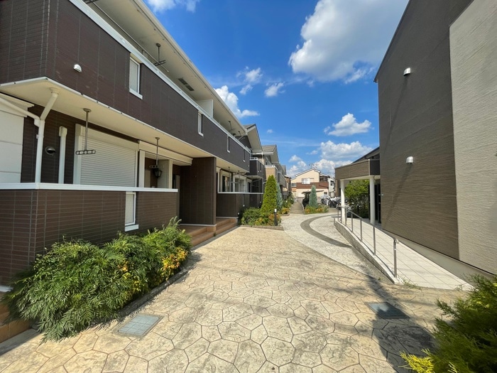 エントランス部分 ソレイユⅡ