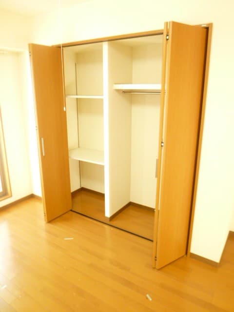 収納 ジェイ・プライド上本町ヒルズ