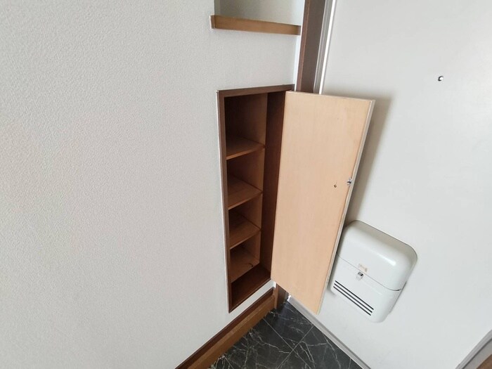 靴箱 ツインヒル館