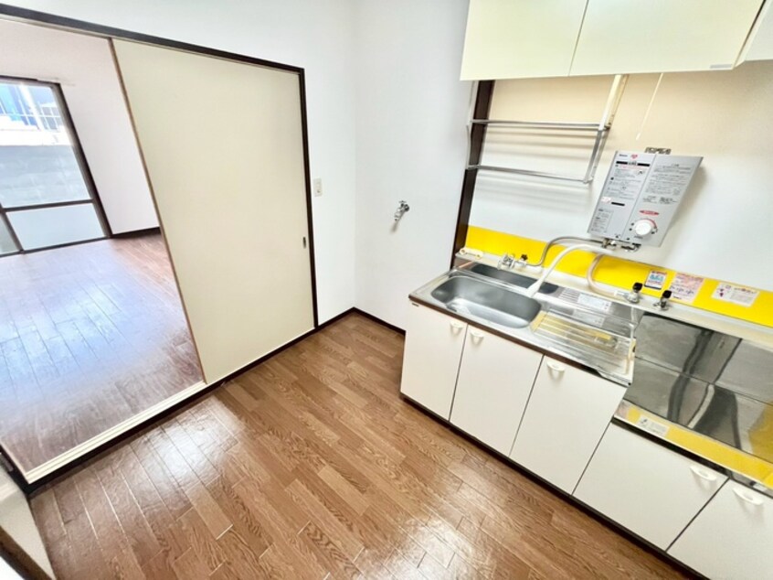 キッチン 天神ハイツ