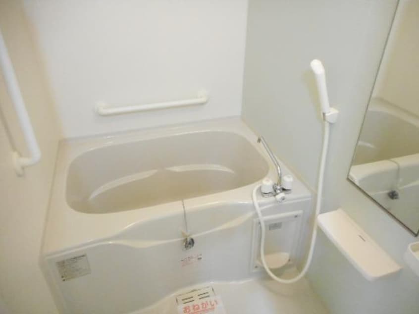 バス／シャワールーム等 サンメゾンⅠ