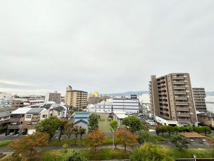室内からの展望 パークモダン高井田