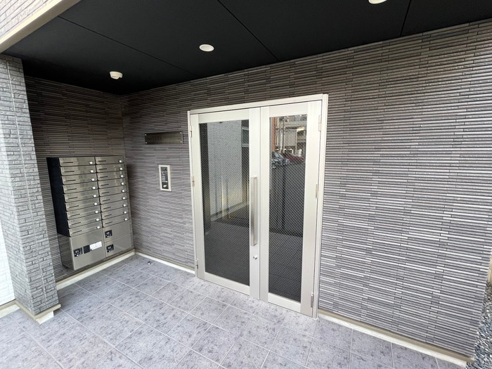 エントランス部分 ワコ－レヴィ－タ東園田