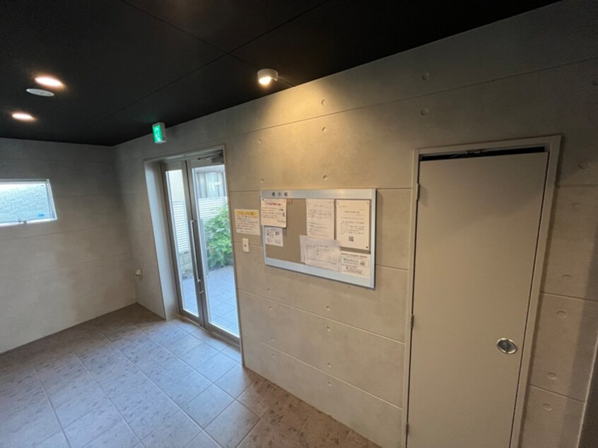 エントランス部分 ワコ－レヴィ－タ東園田