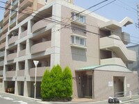 サラ・プリアベ－ラ