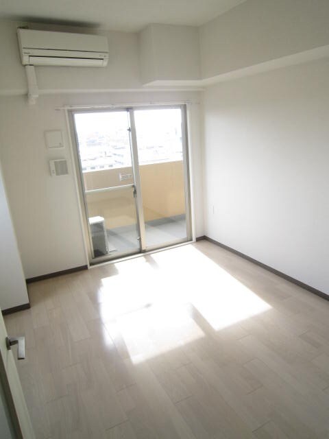 居室 セレニテ高槻