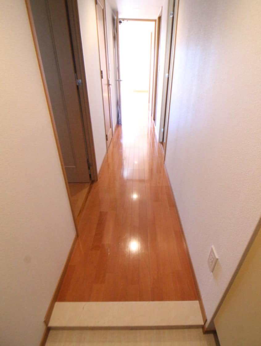 廊下 プレリオン豊中・中桜塚