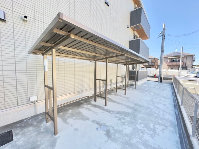 駐輪場 メゾンクレール瀬田北