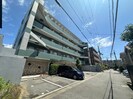 メゾンアイの外観