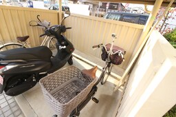 駐輪場