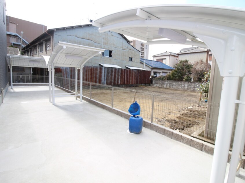 駐輪場 サニープレイス岩田