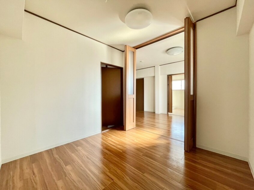 居室 三陽南マンション