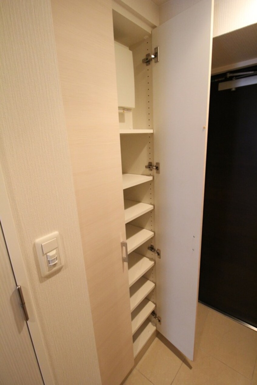 靴箱 アビティ江坂