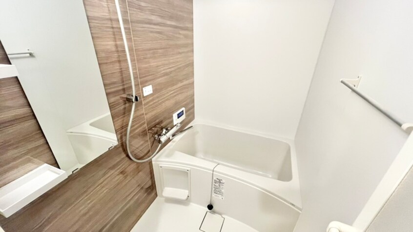 バス／シャワールーム等 コンフォリア・リヴ南森町Ⅱ