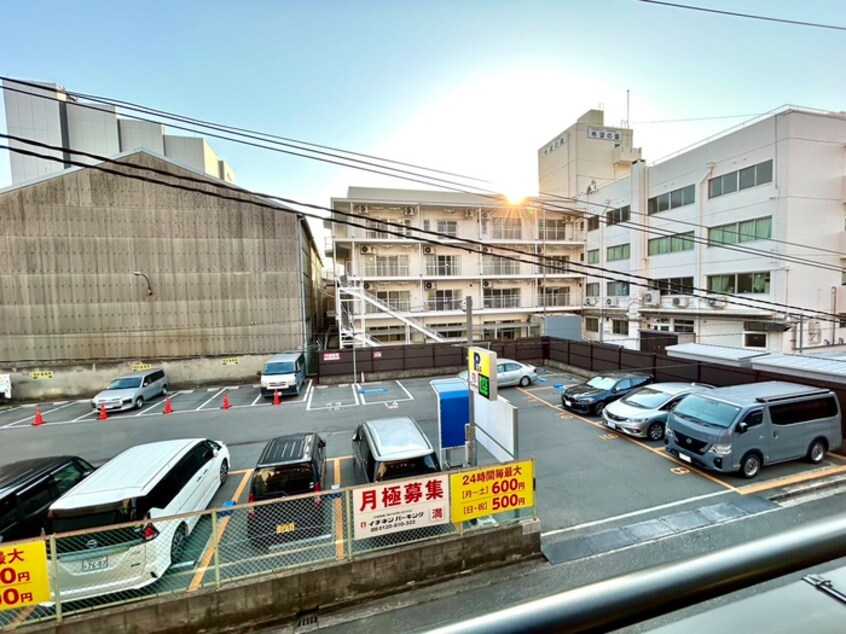 室内からの展望 プルス野中南