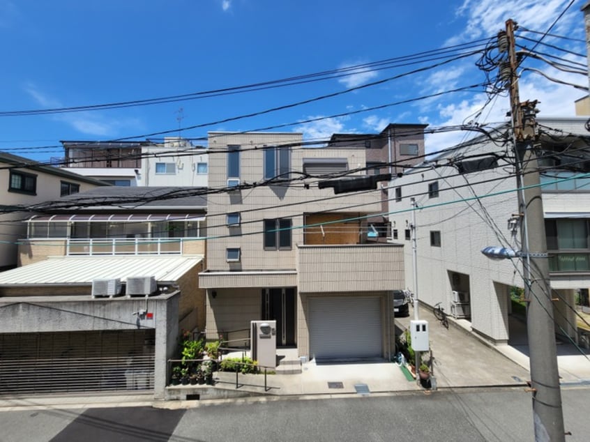 室内からの展望 ウェルス暁