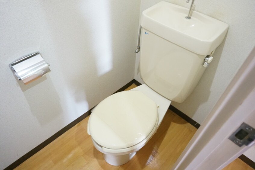 トイレ ＥＭＢＬＥＭ城南宮