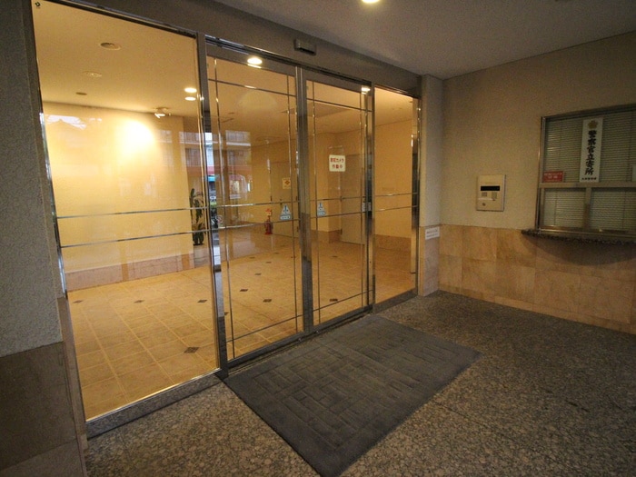 エントランス部分 エル・セレーノ御崎本町