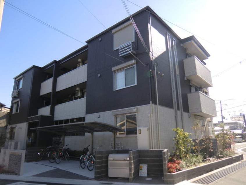 外観写真 ココ　カルティエ