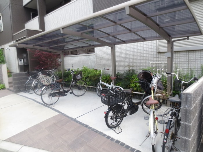 駐輪場 ココ　カルティエ