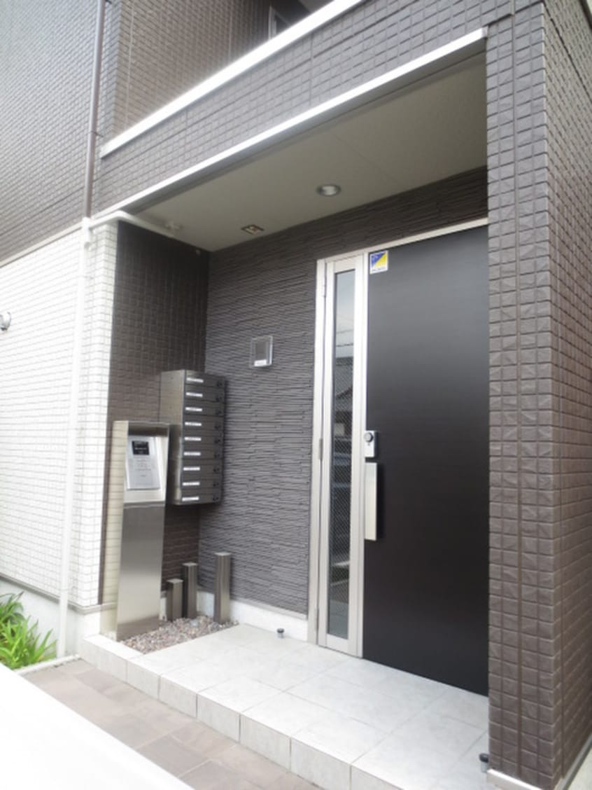 エントランス部分 ココ　カルティエ