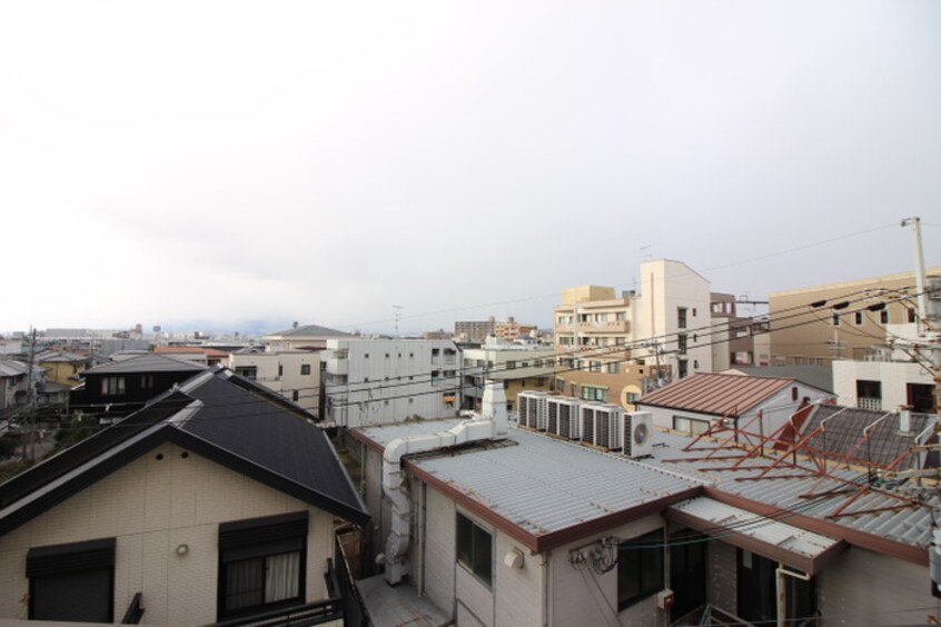 室内からの展望 豊中駅前ビルⅣ