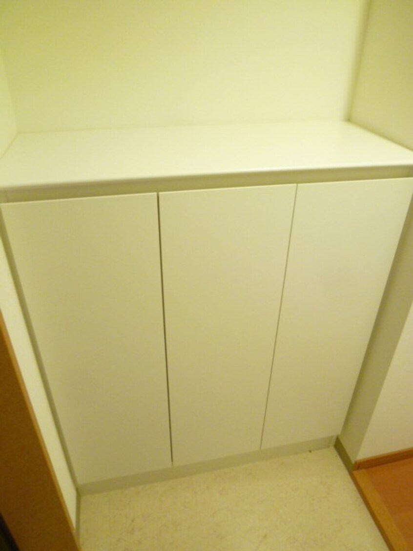 靴箱 アリヴィオ夕陽ヶ丘