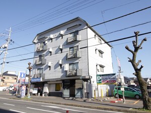 上村マンション