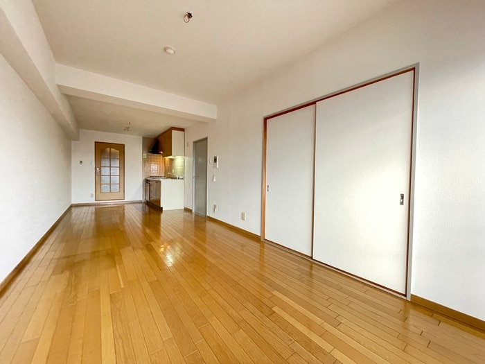 居室 ｲﾝﾍﾟﾘｱﾙﾊﾟﾚｽ ﾘﾊﾞ-ｻｲﾄﾞ