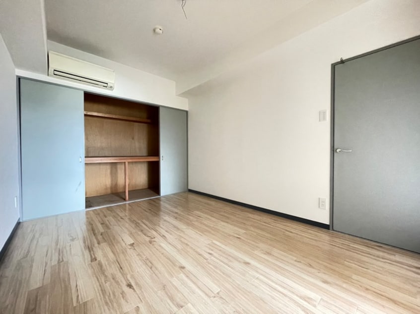 居室 ｲﾝﾍﾟﾘｱﾙﾊﾟﾚｽ ﾘﾊﾞ-ｻｲﾄﾞ