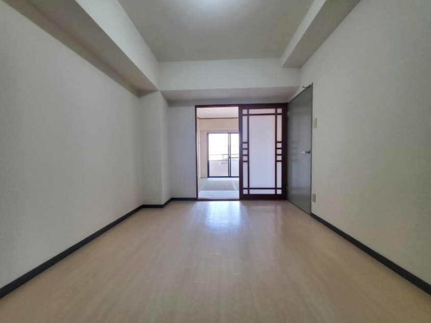 居室 ｲﾝﾍﾟﾘｱﾙﾊﾟﾚｽ ﾘﾊﾞ-ｻｲﾄﾞ