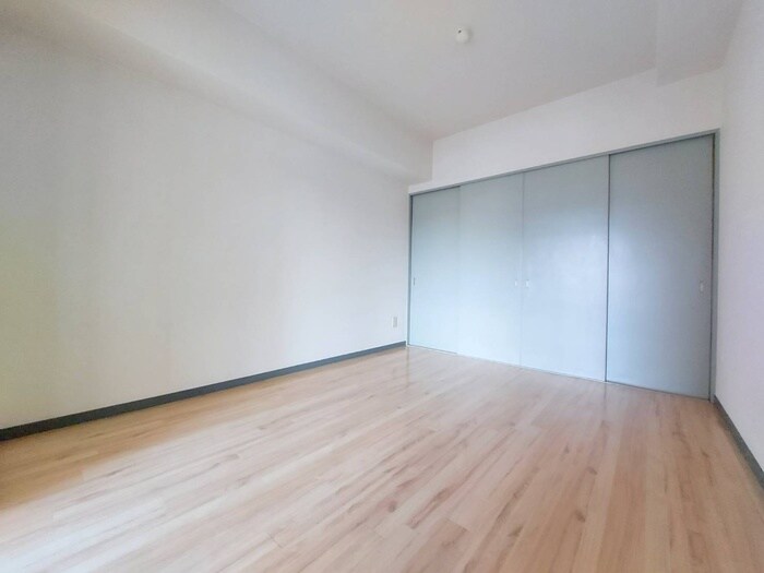 居室 ｲﾝﾍﾟﾘｱﾙﾊﾟﾚｽ ﾘﾊﾞ-ｻｲﾄﾞ