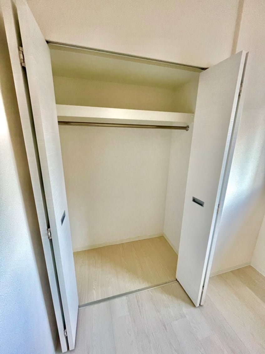 収納 AMORE HOMMACHI ＷＥST