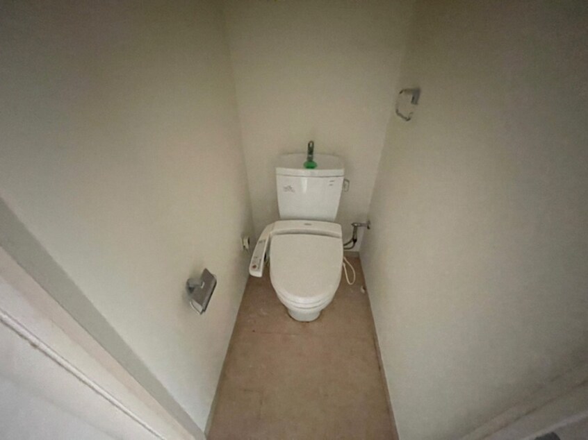 トイレ エスリード中山手・県庁前(203)