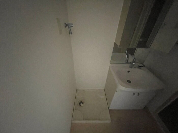 洗濯機置場 エスリード中山手・県庁前(203)