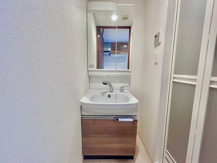 収納 ﾌﾟﾚｻﾝｽ難波ｲﾝﾌｨﾆﾃｨ(408)